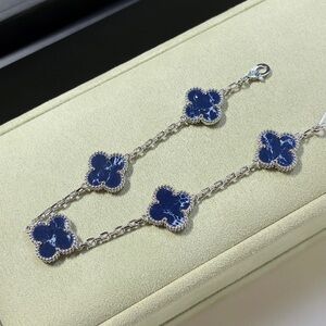 Van Cleef & Arpels Midnight Blue Clover Bracelet